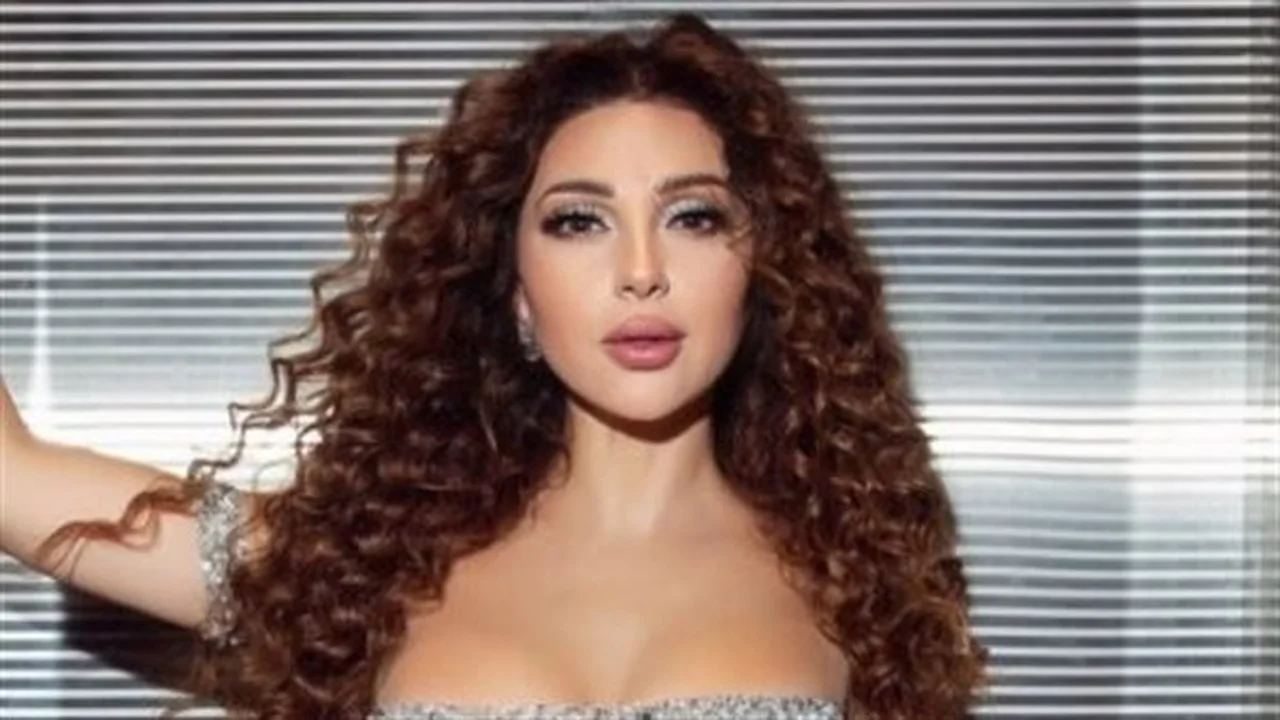 إطلالة عفوية.. ميريام فارس تثير تفاعلاً واسعاً بظهور طبيعي يبرز جاذبيتها دون مكياج